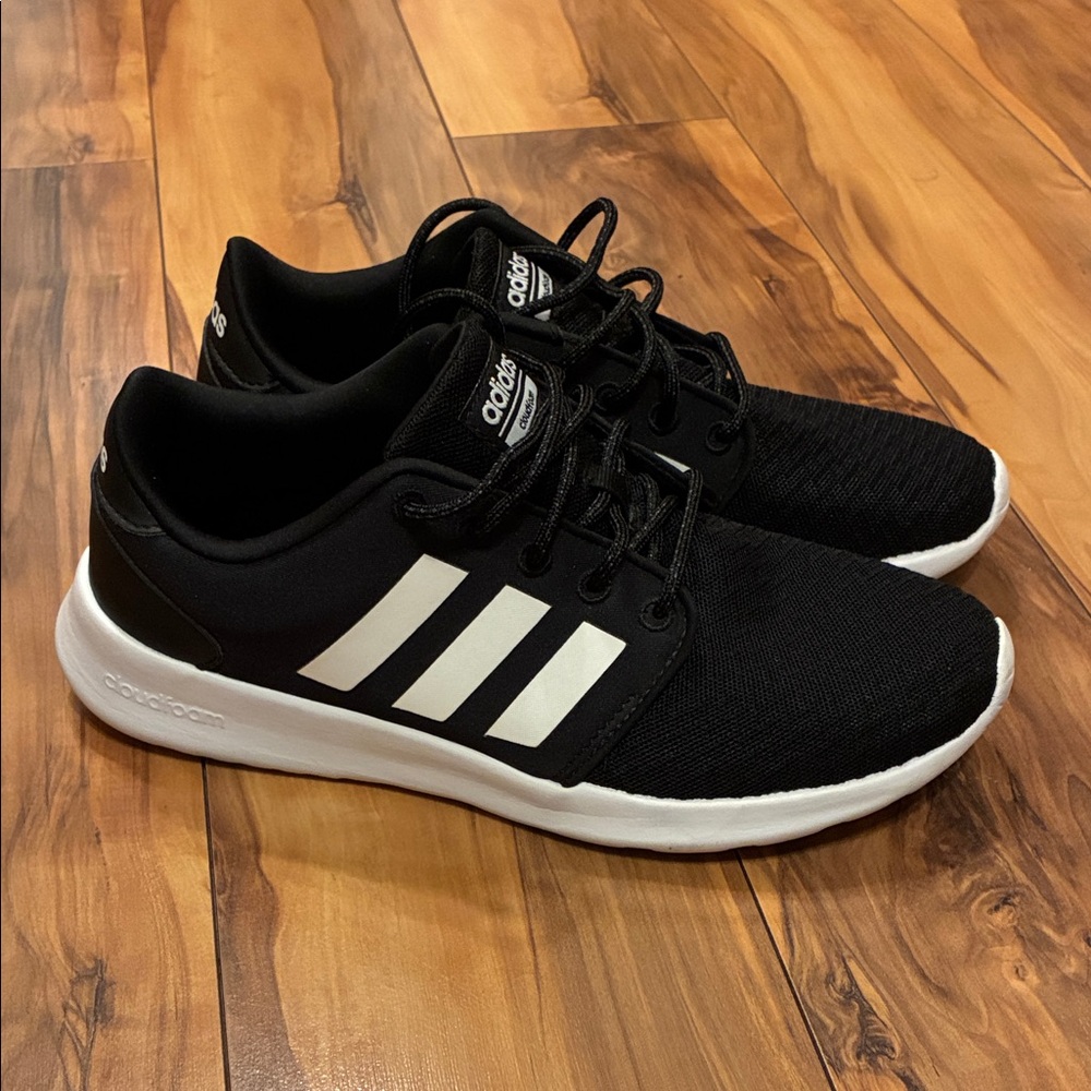 Adidas qt racer